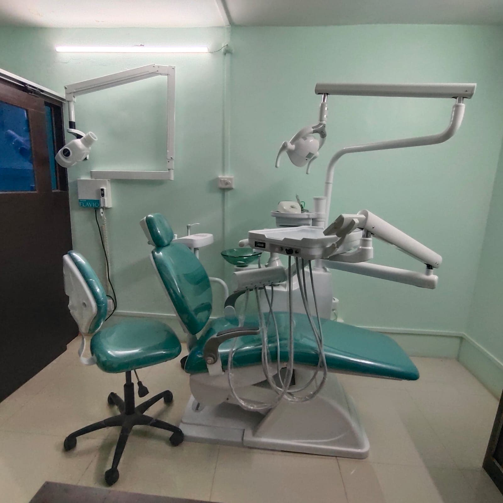 Gaushala Road Clinic treatment area
